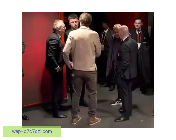 拉爵致歉格雷泽几毁曼联赞助